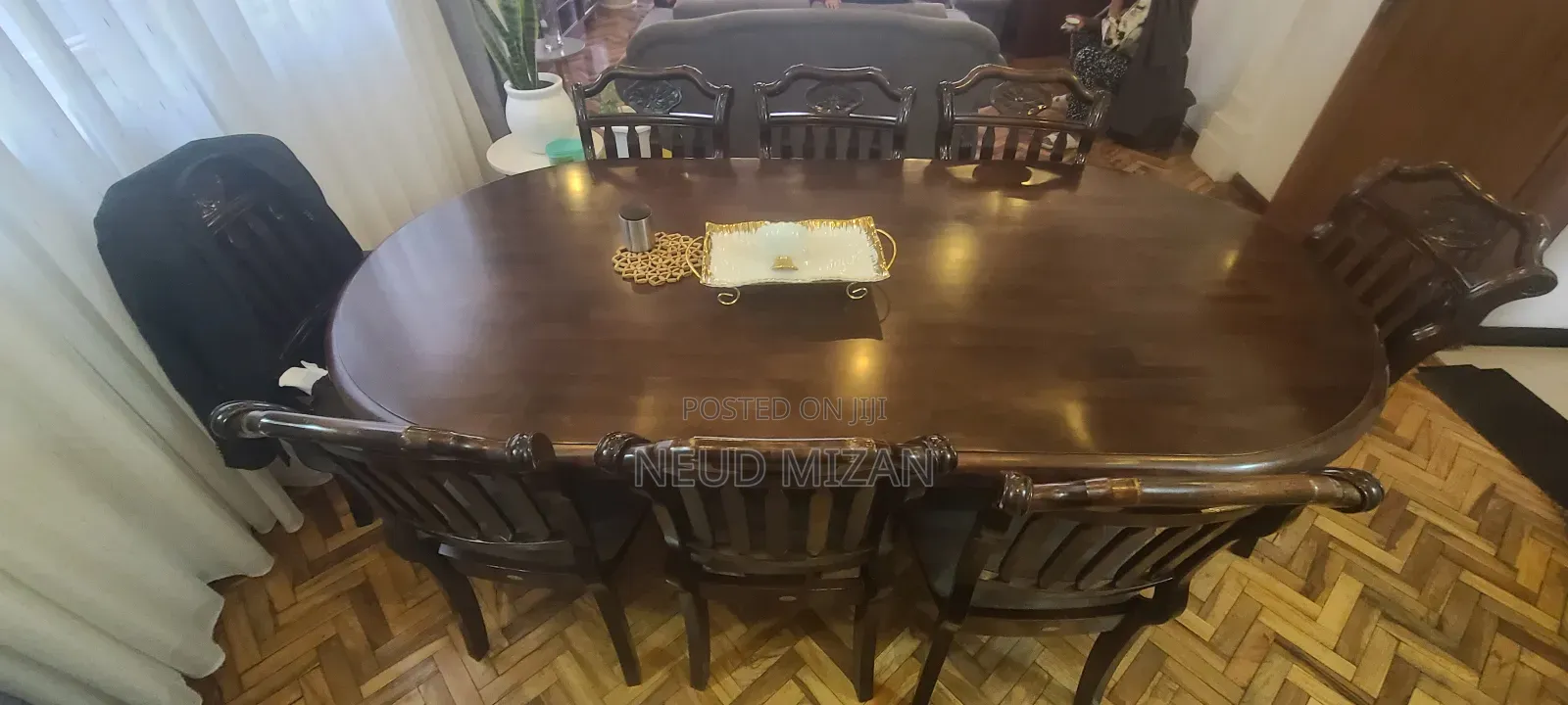 Dinning Table