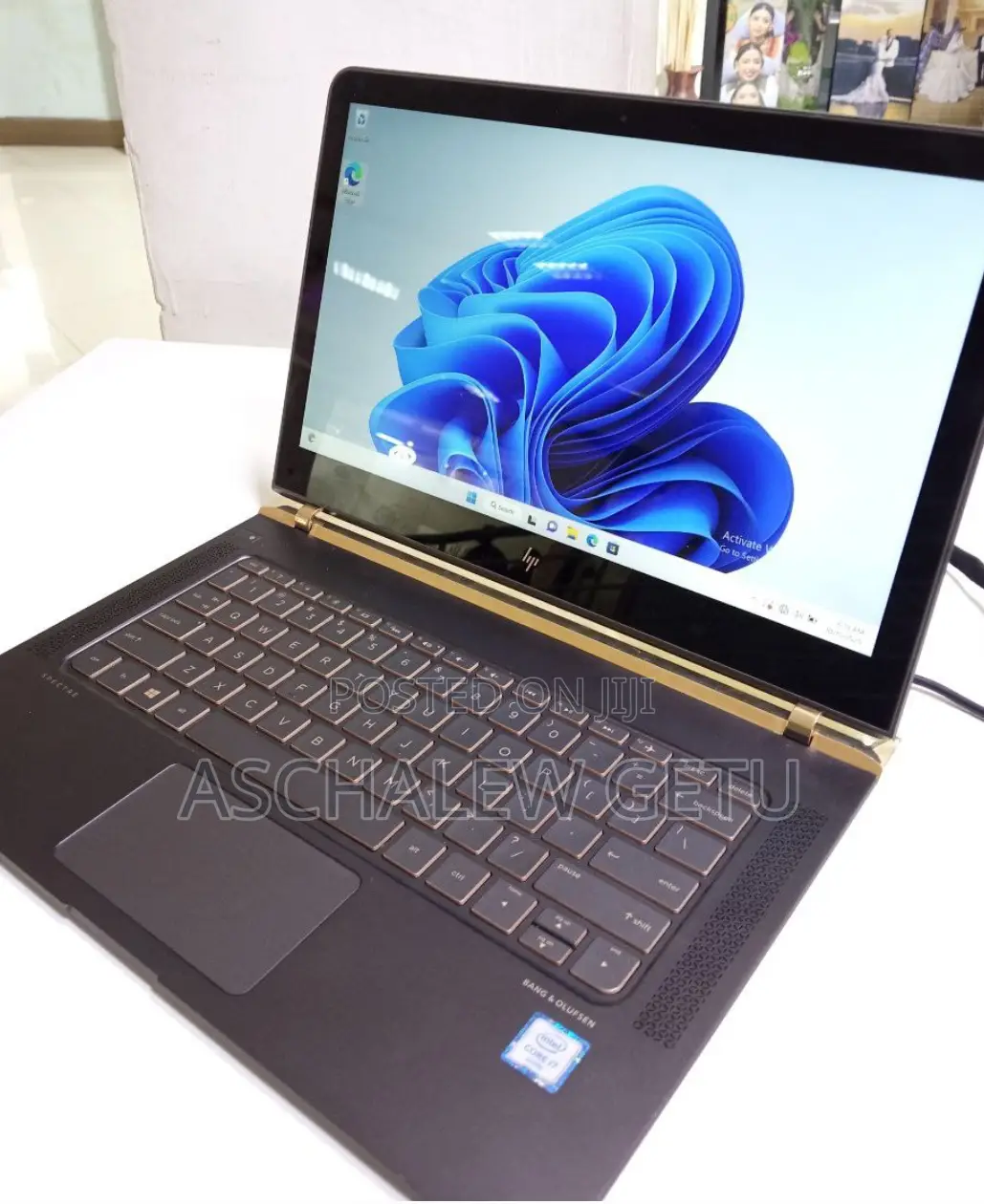 New Laptop HP Spectre 8GB Intel Core I7 SSD 256GB
