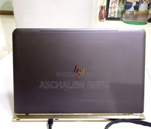 New Laptop HP Spectre 8GB Intel Core I7 SSD 256GB