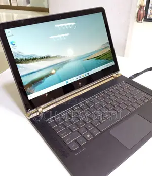 New Laptop HP Spectre 8GB Intel Core I7 SSD 256GB