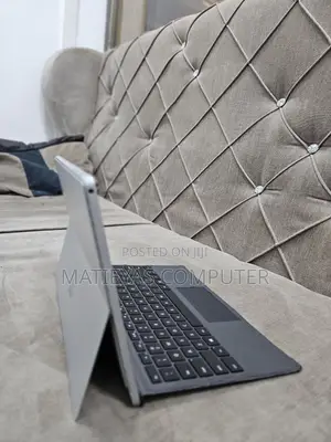 New Laptop Microsoft Surface Pro 7 16GB Intel Core I7 SSD 256GB