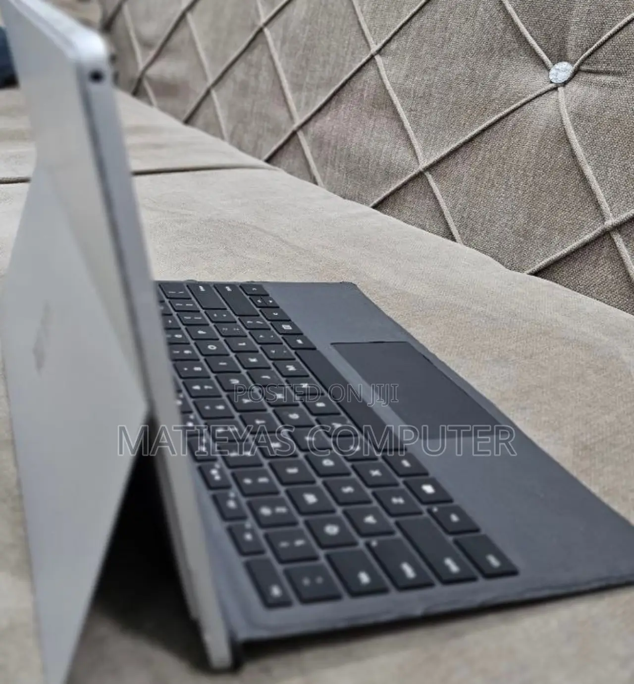 New Laptop Microsoft Surface Pro 7 16GB Intel Core I7 SSD 256GB