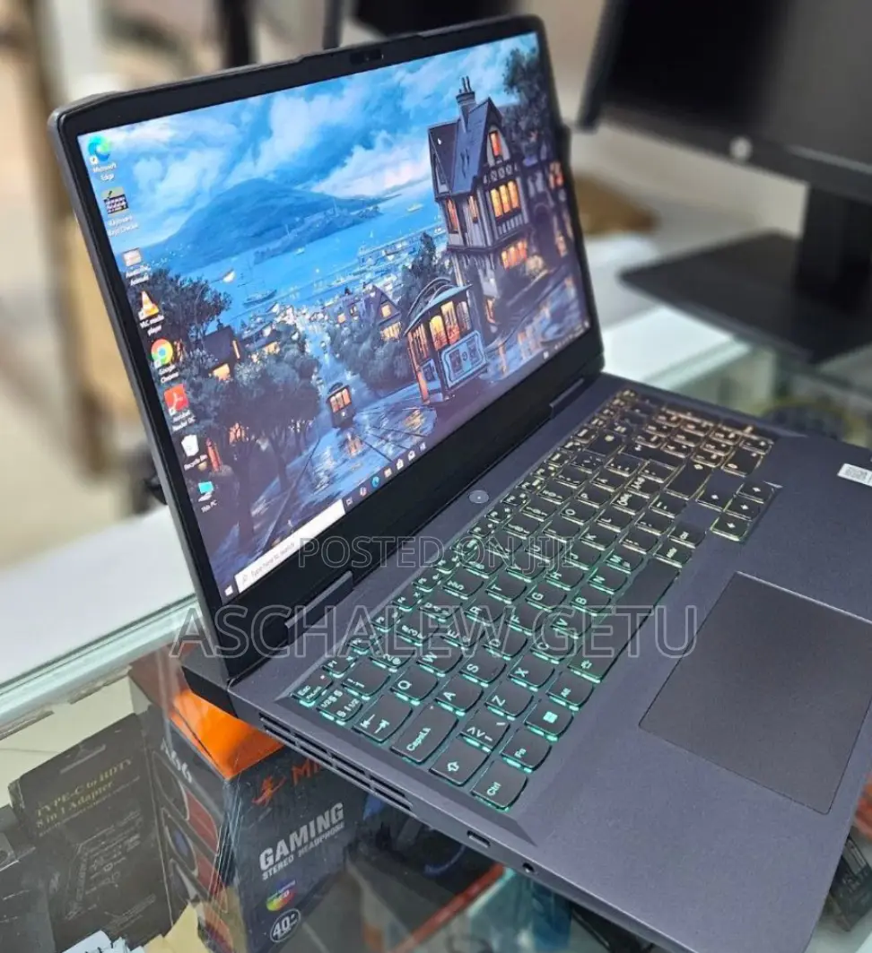 New Laptop Lenovo LOQ 15ARP9 16GB Intel Core I5 SSD 512GB