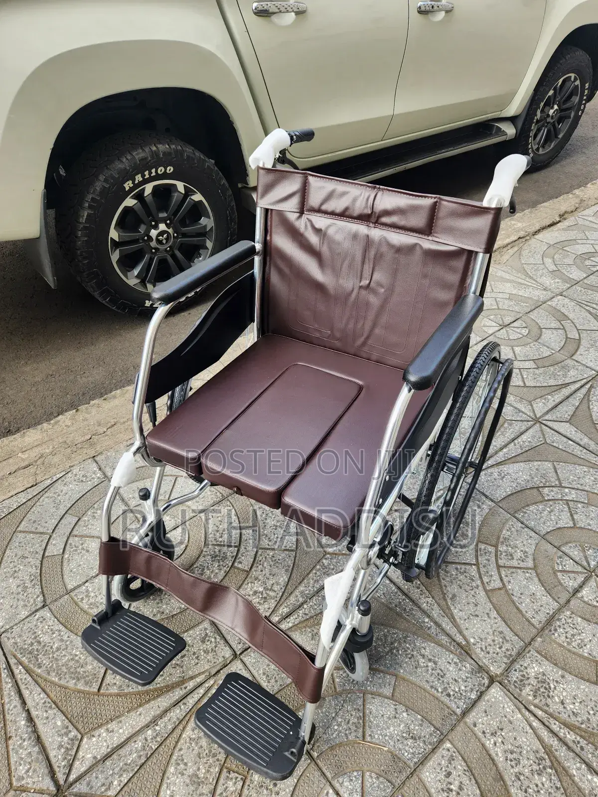 Wheelchair段的commode Wheelchair轟炸wheelchair寄來wheelchair輕微wheelchair New
