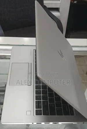 New Laptop HP EliteBook 735 G5 16GB AMD Ryzen 5 SSD 512GB