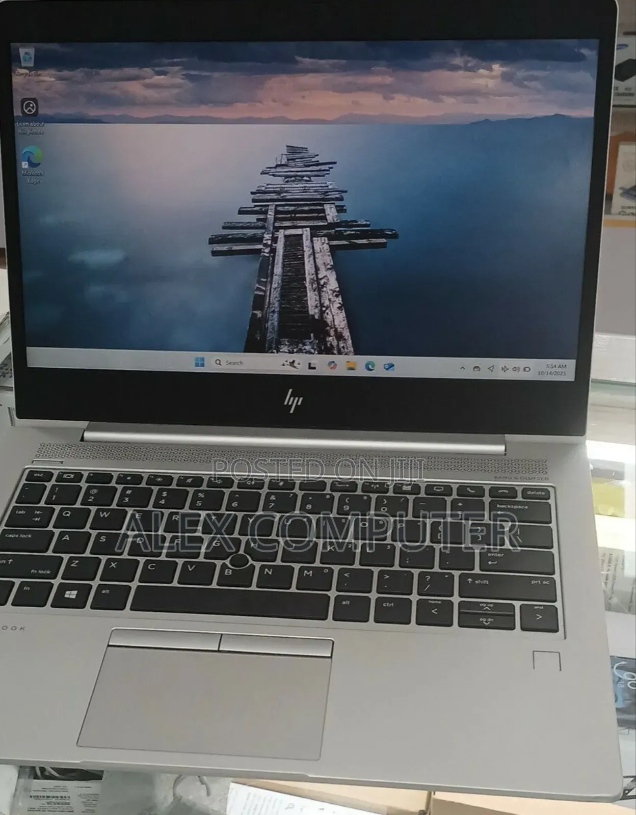 New Laptop HP EliteBook 735 G5 16GB AMD Ryzen 5 SSD 512GB
