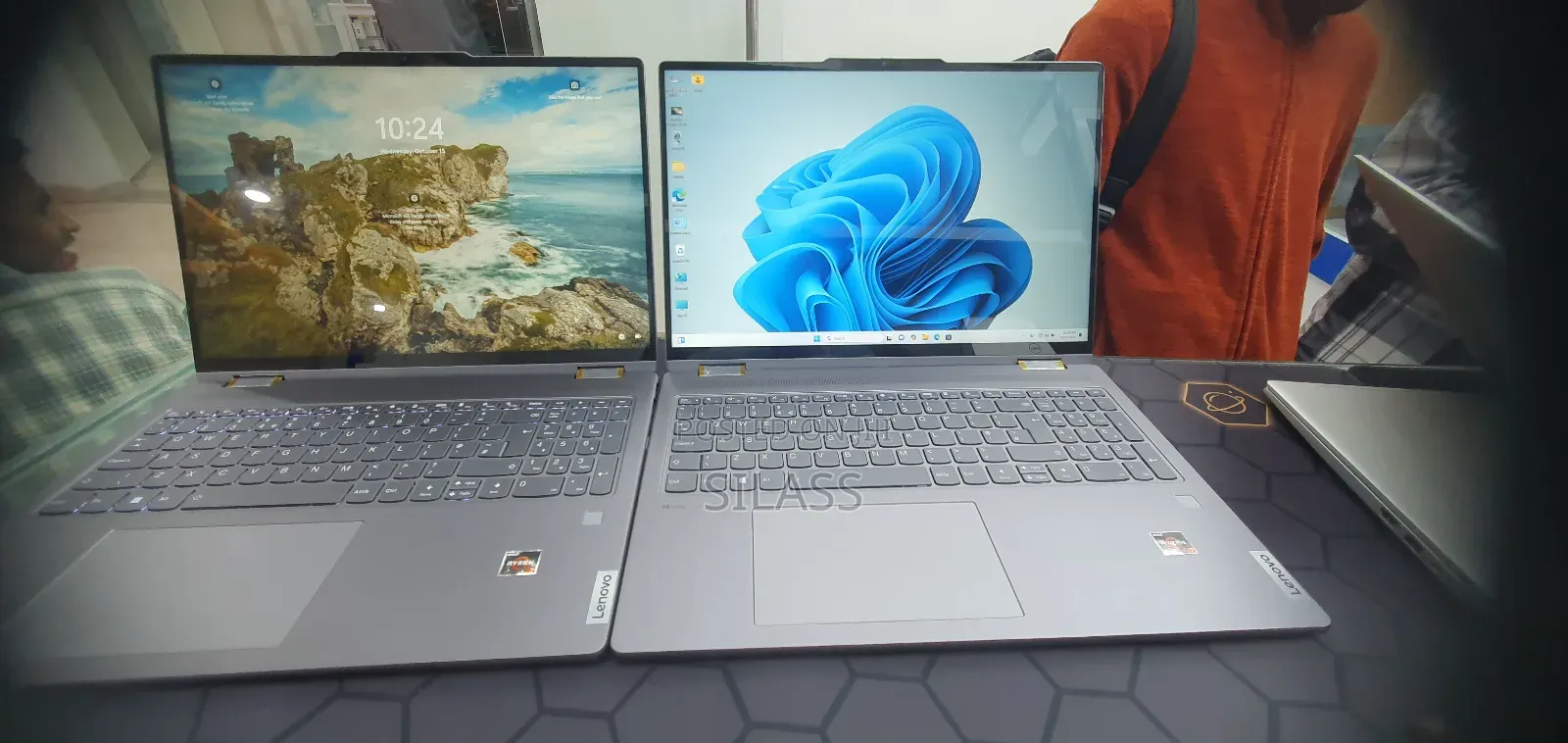 New Laptop Lenovo 16GB AMD Ryzen 7 SSD 512GB