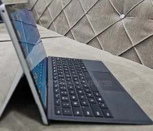 New Laptop Microsoft Surface Pro 7+ 16GB Intel Core I5 SSD 256GB