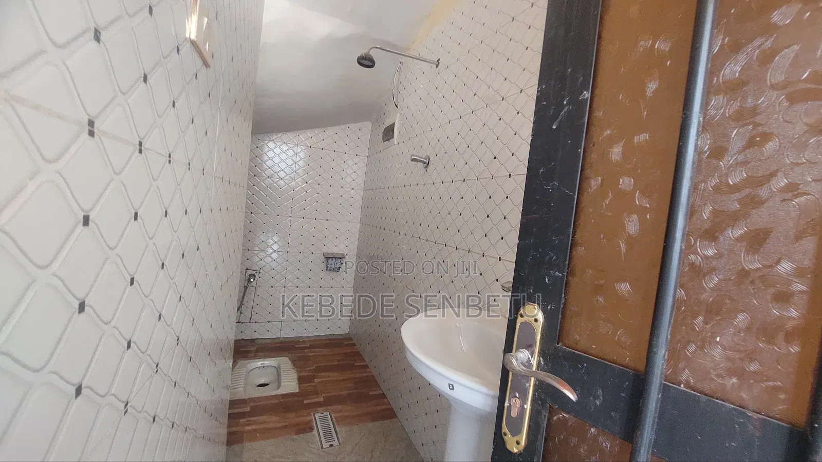 9bdrm House in Oromia, East Shewa for rent