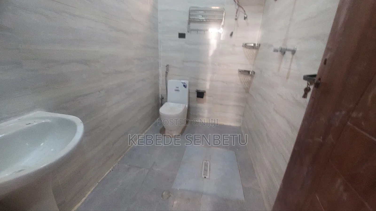 9bdrm House in Oromia, East Shewa for rent