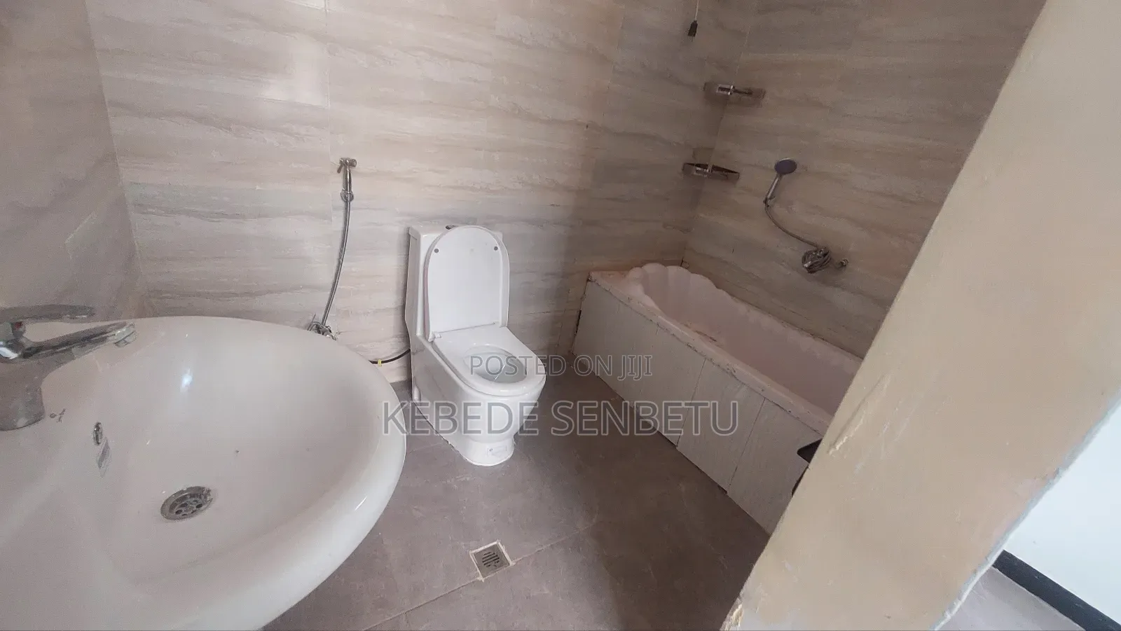 9bdrm House in Oromia, East Shewa for rent