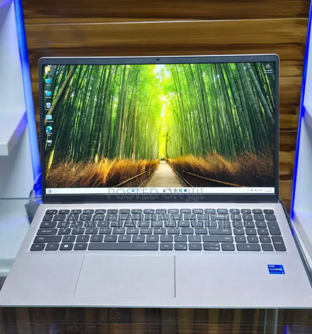 New Laptop Dell Inspiron 15 16GB Intel Core I7 SSD 512GB