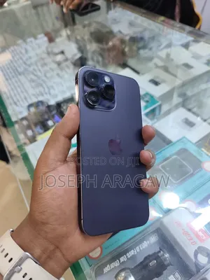 Photo - Apple iPhone 14 Pro Max 128 GB Purple