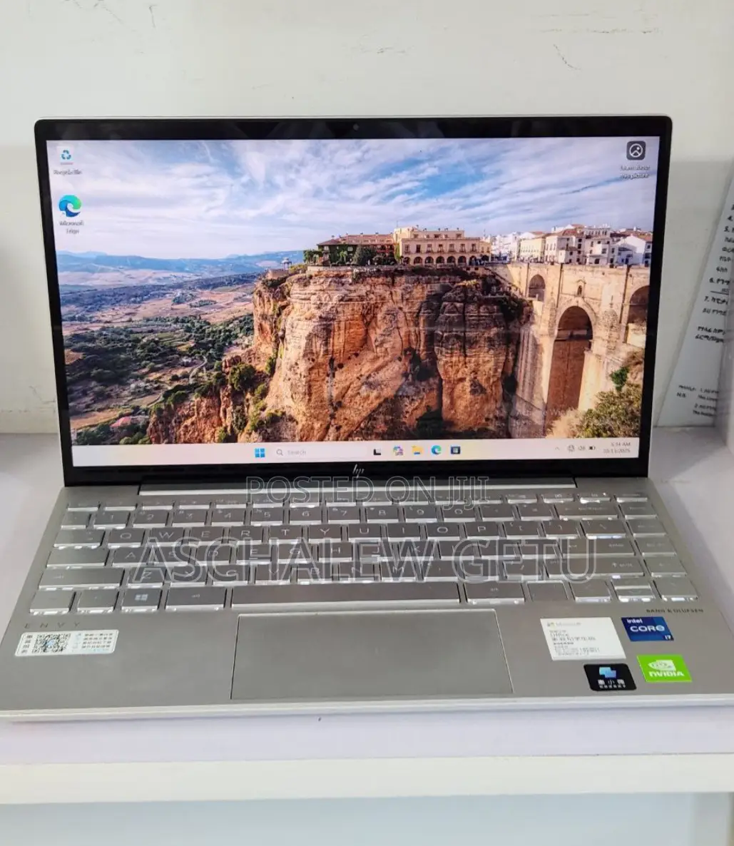 New Laptop HP Envy X360 16GB Intel Core I7 SSD 1T