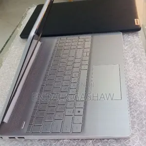 New Laptop HP Stream Notebook 8GB Intel Core I5 SSD 1T
