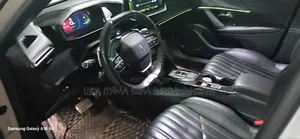 Peugeot 2008 2023 White