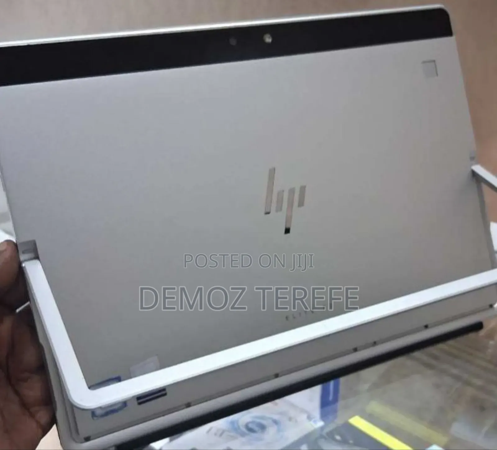 New Laptop HP X2 210 G2 8GB Intel Core I7 SSHD+SSD 256GB