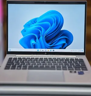 New Laptop HP EliteBook 830 G9 16GB Intel Core I5 SSD 512GB