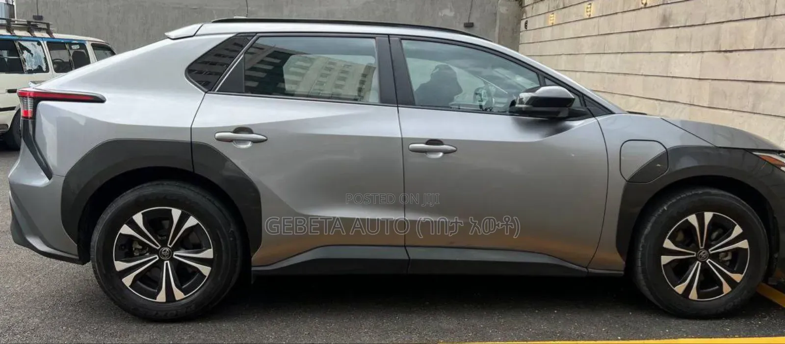 Toyota bZ4X 2023 Silver