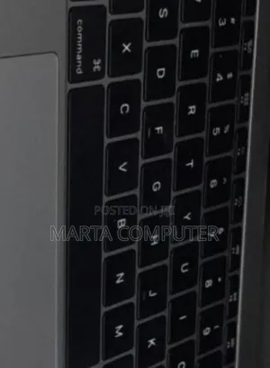 Photo - New Laptop Apple MacBook Pro 2017 8GB Intel Core I5 SSD 128GB