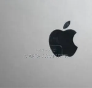 New Laptop Apple MacBook Pro 2017 8GB Intel Core I5 SSD 128GB