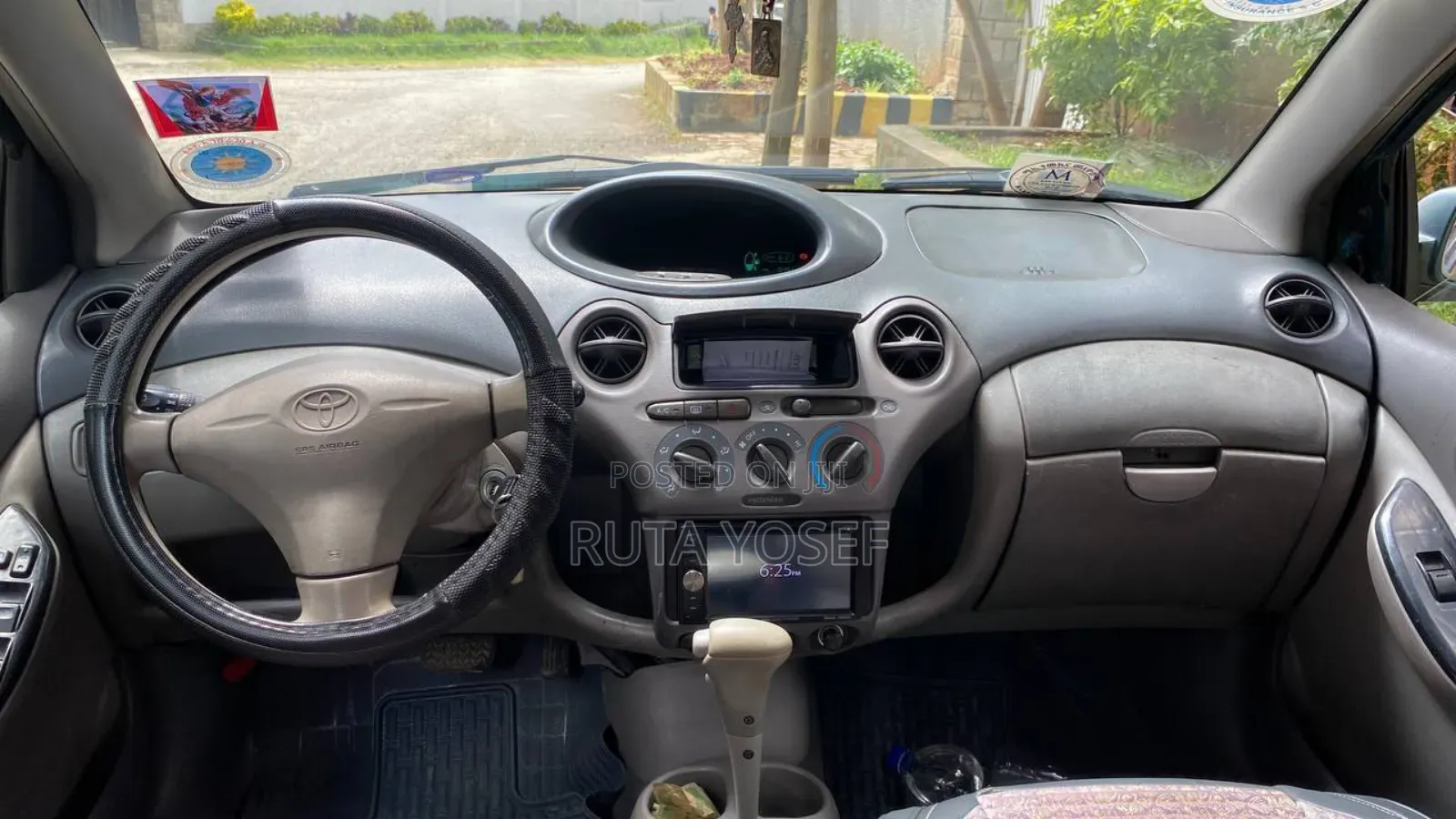 Toyota Platz 2001 Green