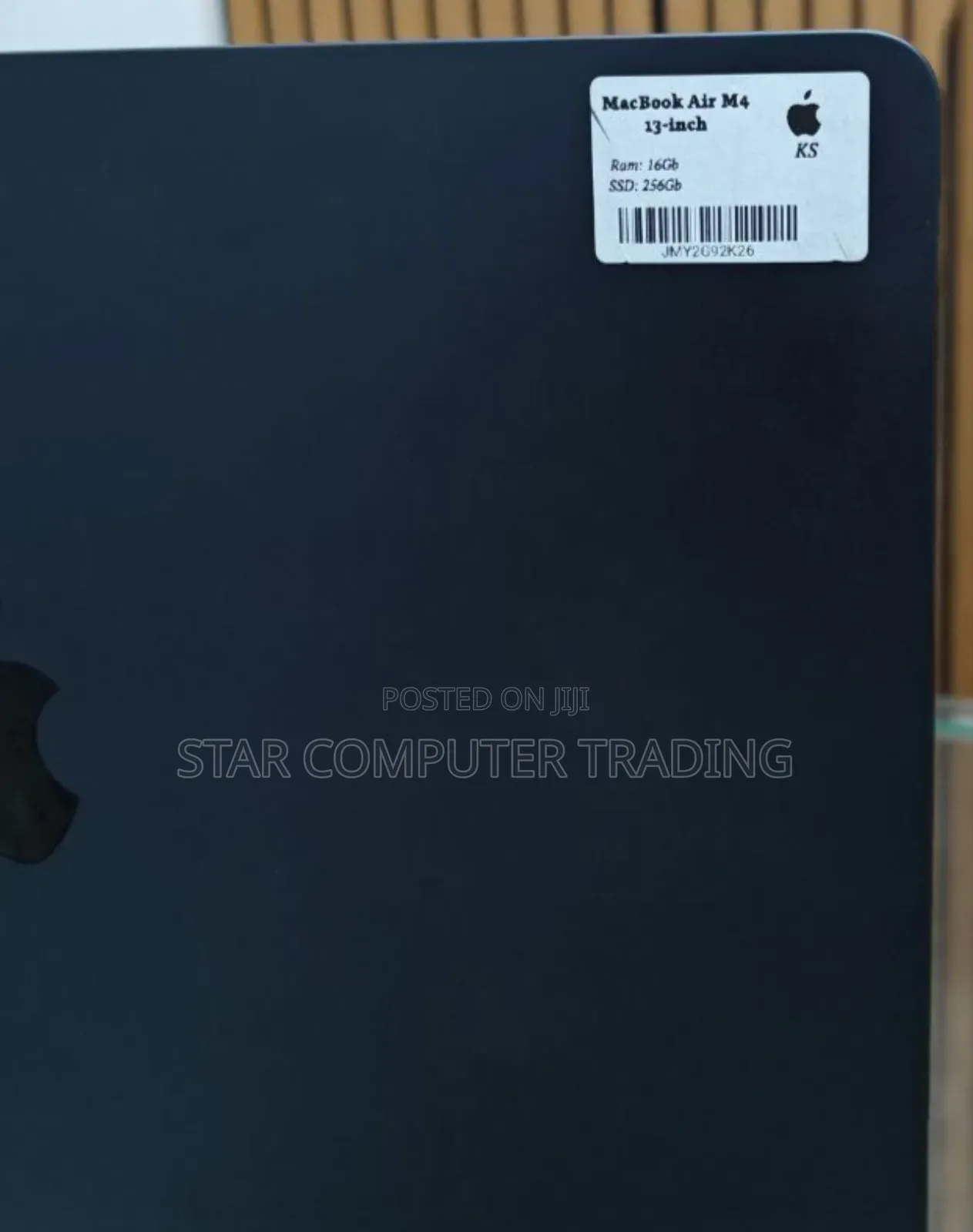 New Laptop Apple MacBook Air 2025 M4 13-Inch 16GB Apple M4 SSD 256GB