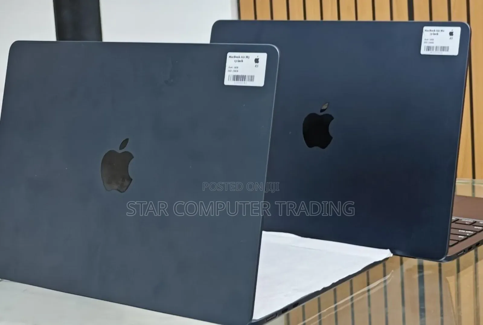 New Laptop Apple MacBook Air 2025 M4 13-Inch 16GB Apple M4 SSD 256GB