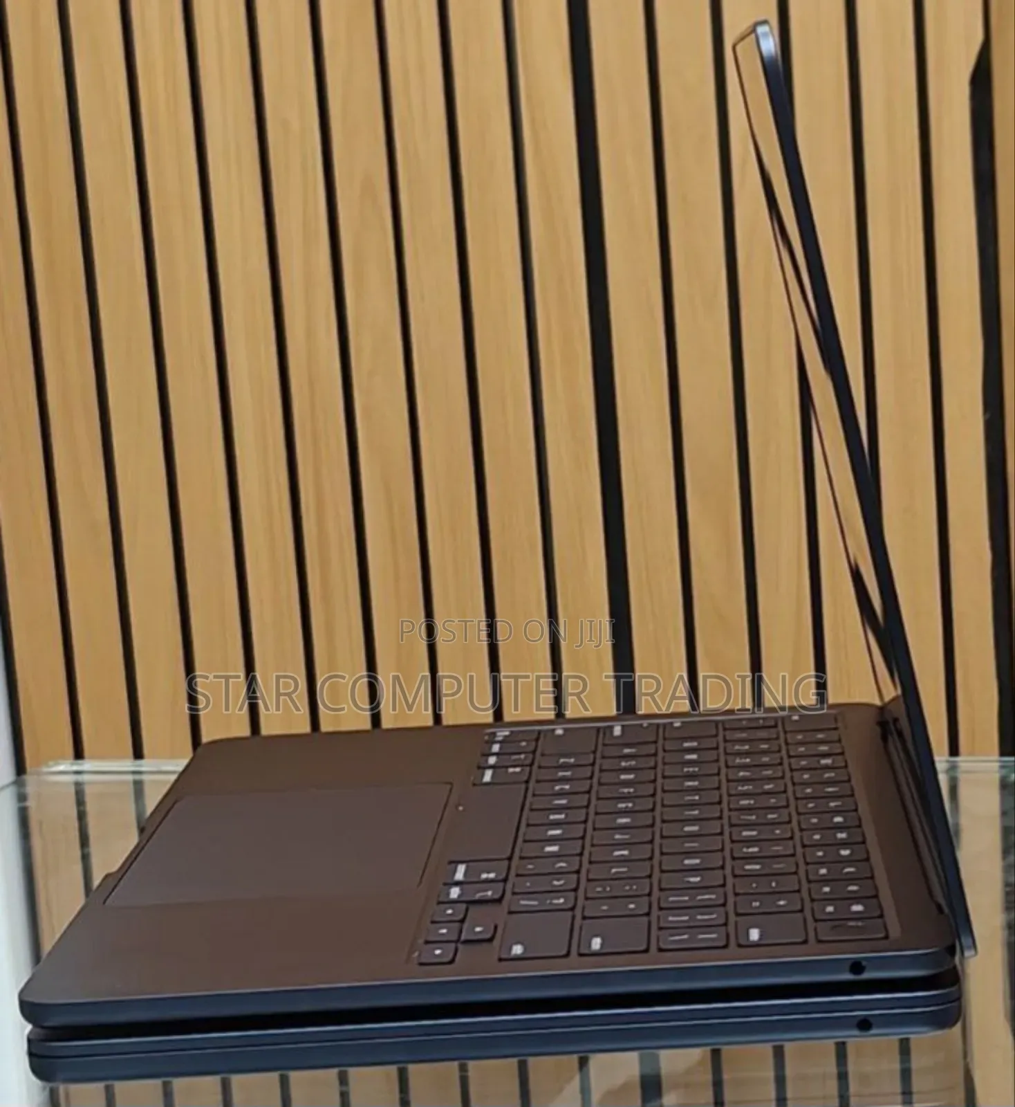 New Laptop Apple MacBook Air 2025 M4 13-Inch 16GB Apple M4 SSD 256GB