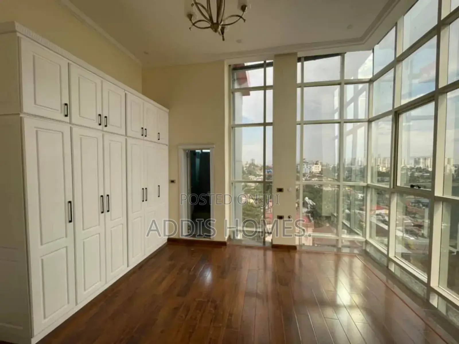 4bdrm Penthouse in Bole for rent