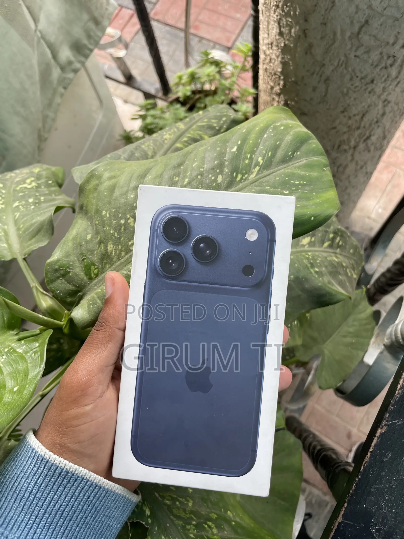 New Apple iPhone 17 Pro 256 GB Blue