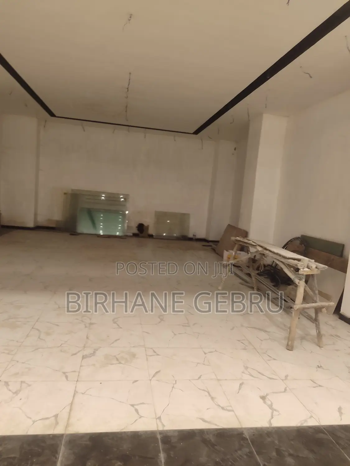 Rent for Eletroincs Supmarkeet Cafe and Resturant for Rent