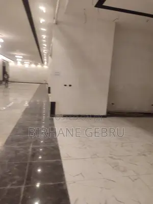 Rent for Eletroincs Supmarkeet Cafe and Resturant for Rent