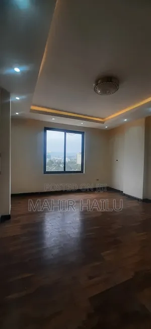 3bdrm Apartment in Real, Kirkos for rent