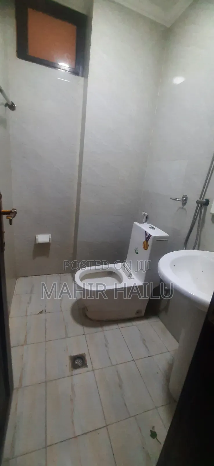 3bdrm Apartment in Real, Kirkos for rent