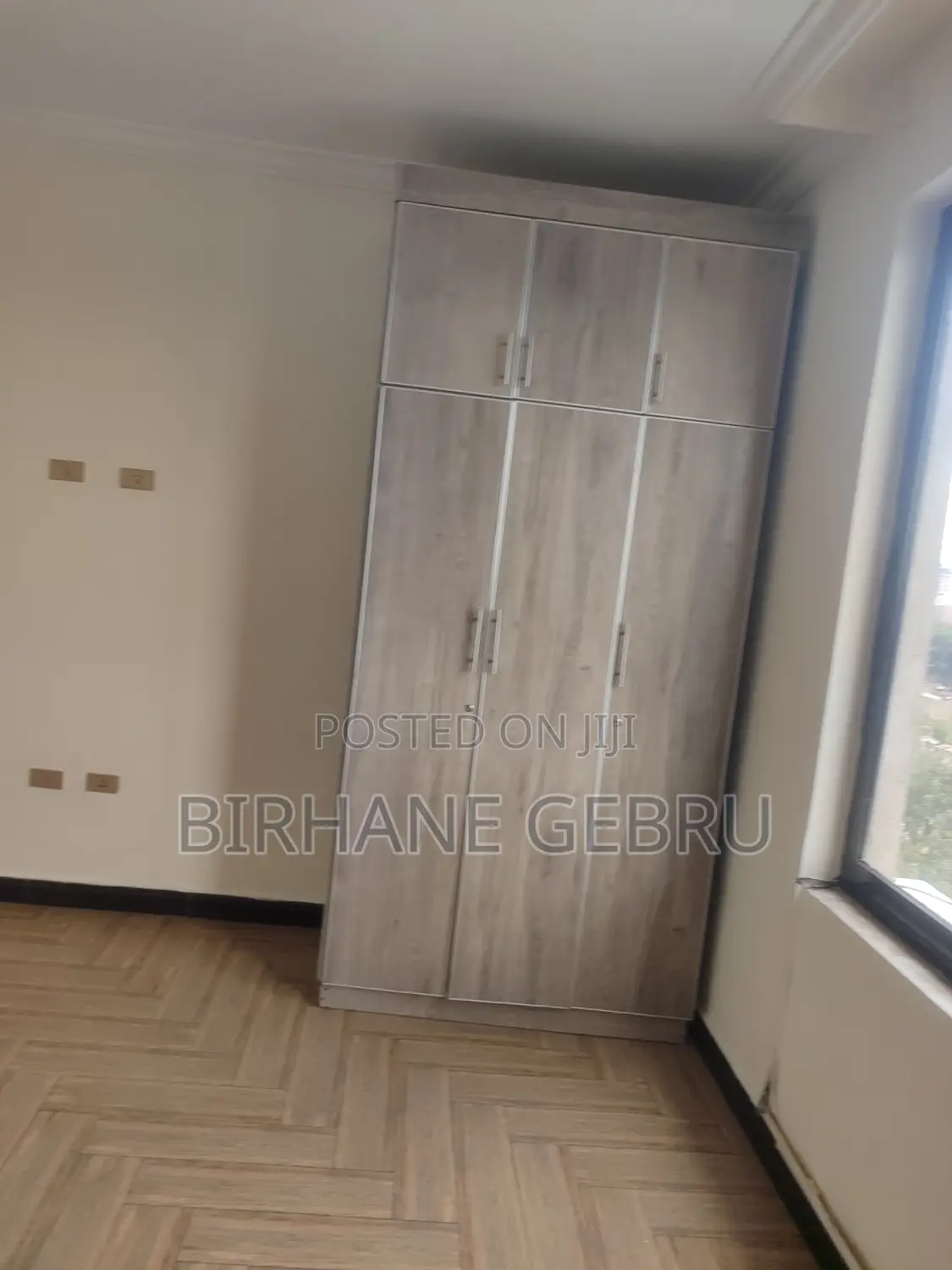 3bedroom Luxury Apartiment for Office