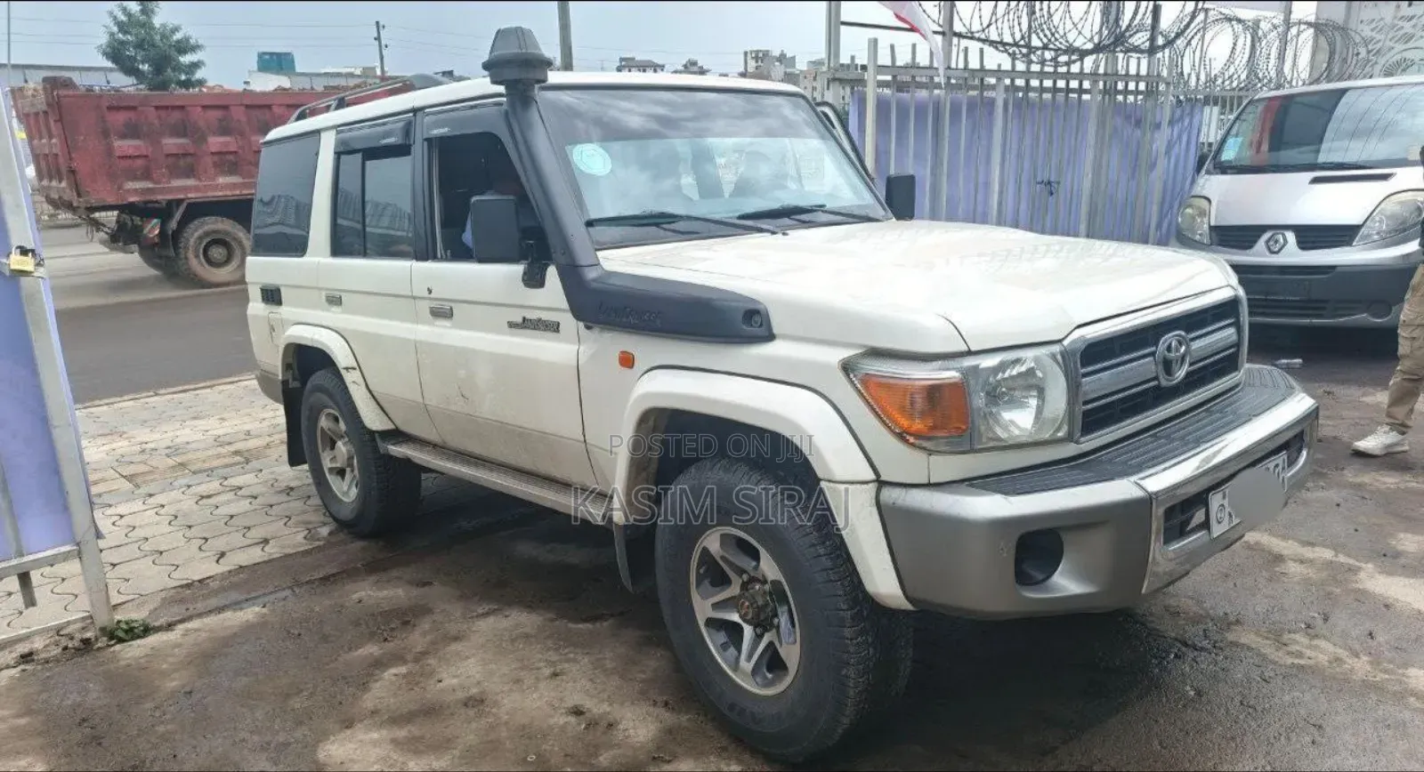 Toyota Land Cruiser 4.5 V8 GX-R 2014 White