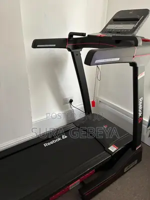 Photo - Home Fitness Reebok Treadmill የስማርት መሣሪያ