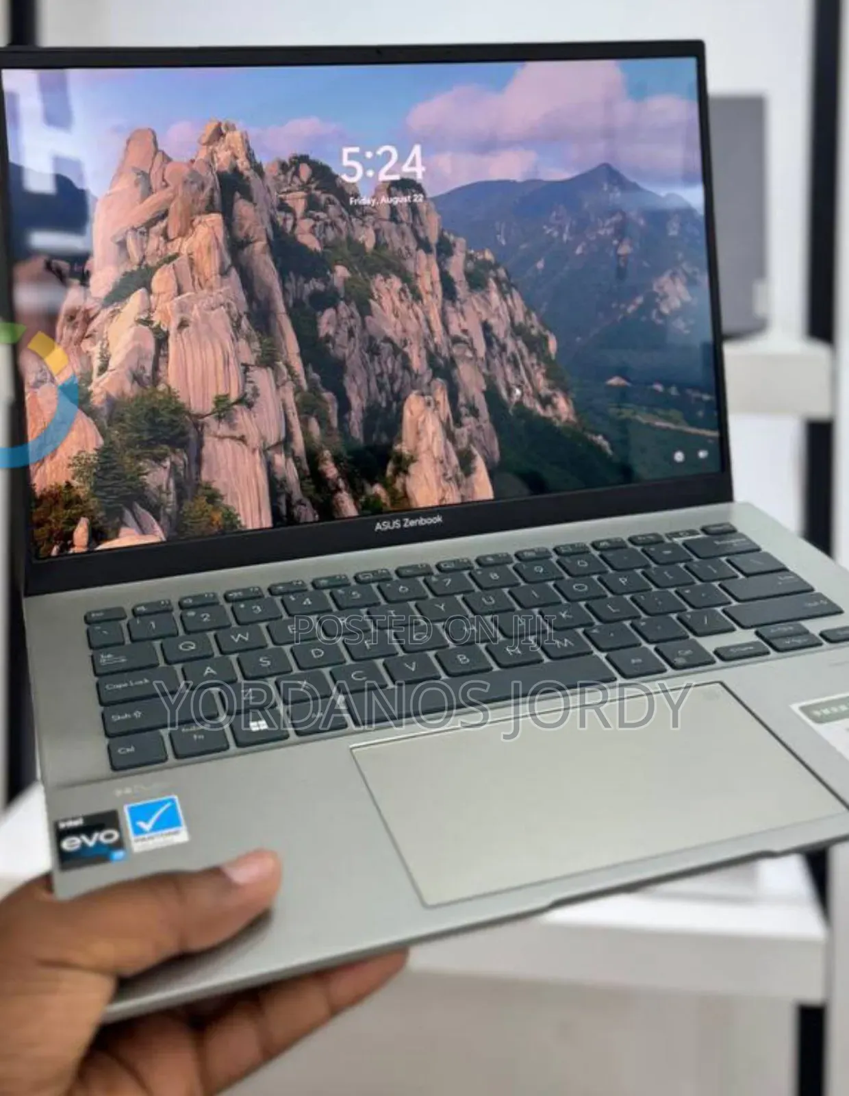 New Laptop Asus Zenbook 14 UX434 16GB Intel Core I7 SSD 512GB