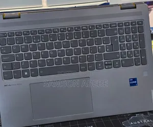 New Laptop Lenovo Yoga 7i 16GB Intel Core I7 SSD 512GB