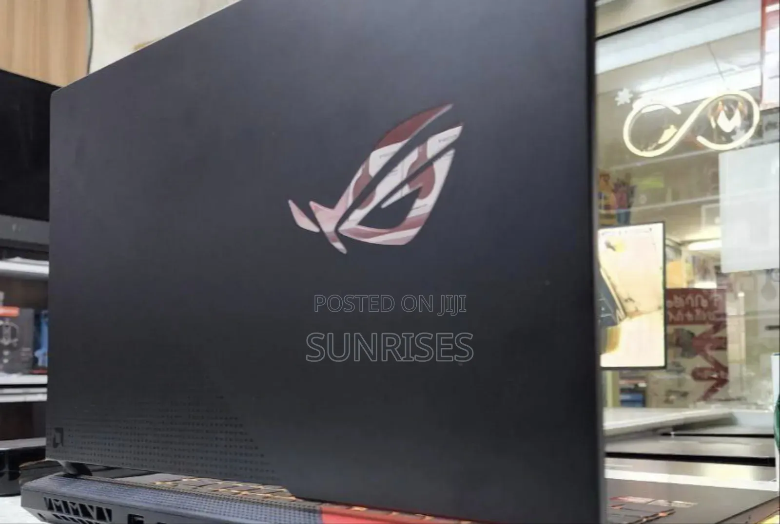 New Laptop Asus ROG Zephyrus G15 16GB AMD Ryzen 9 SSD 512GB