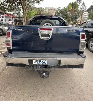 Toyota Hilux 2008 Blue