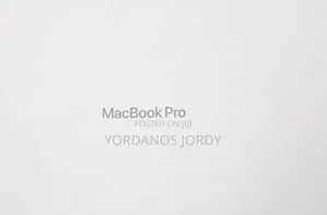 New Laptop Apple MacBook Pro 16GB Apple M4 SSD 512GB