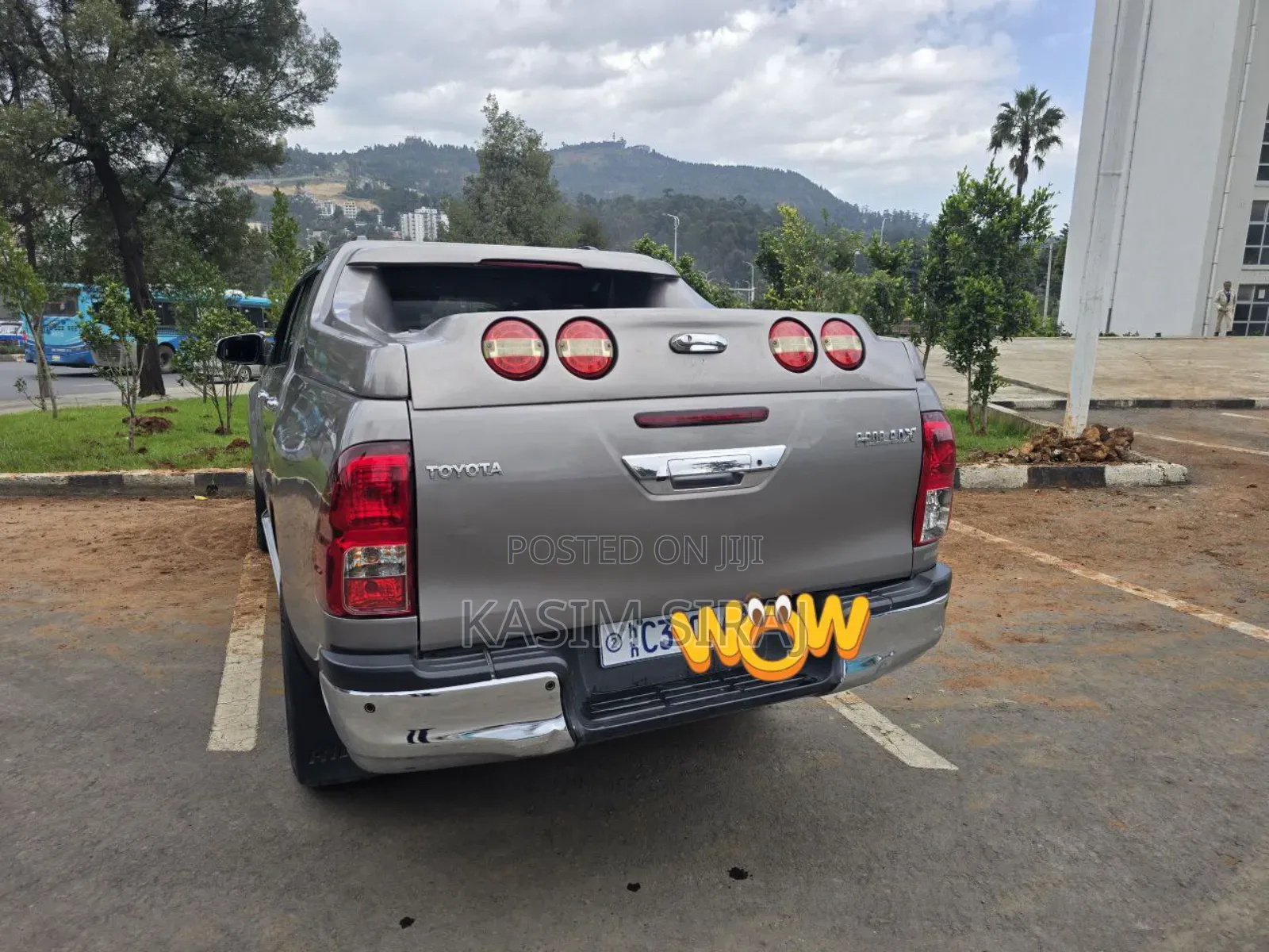 Toyota Hilux Revo Double Cab Deisel 2.4 AWD 2018 Gray