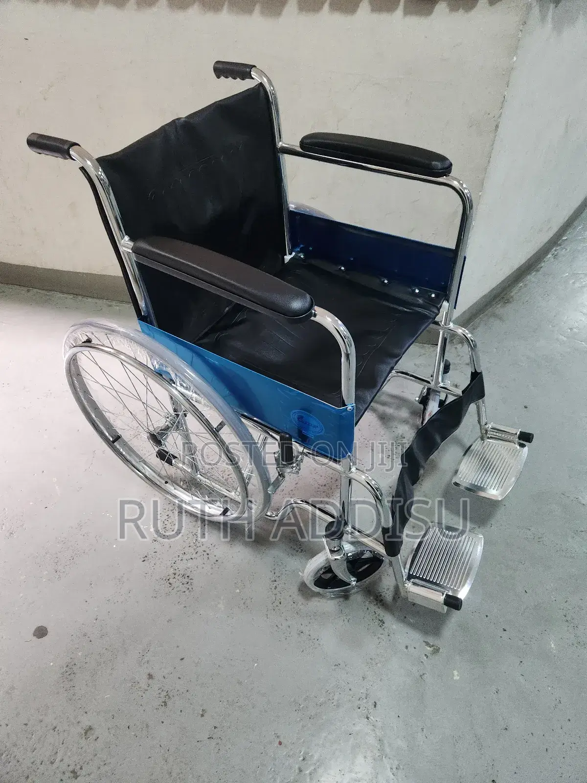Almunium Wheelchair薇的wheelchair考慮wheelchair擬議wheelchair倚賴wheelchair