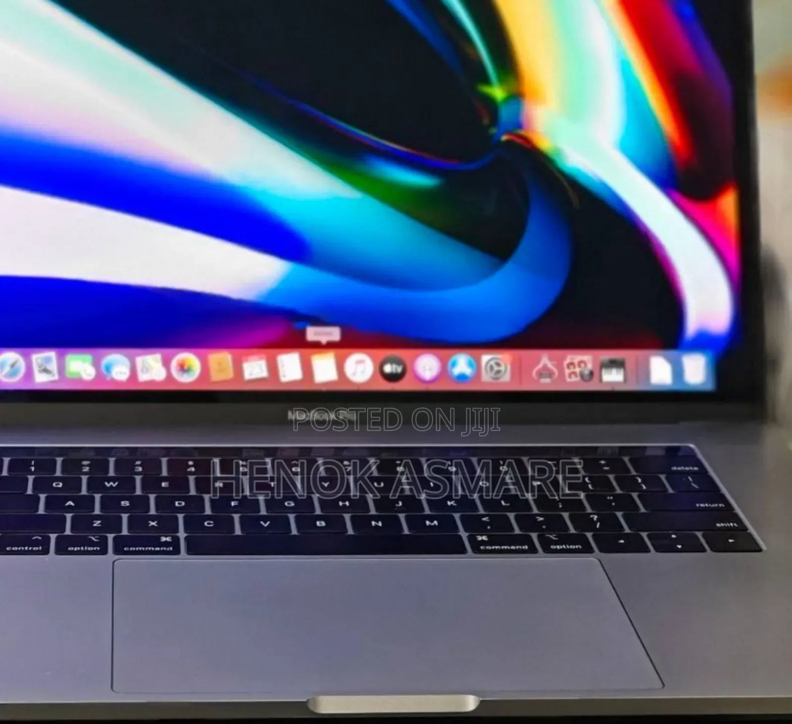 New Laptop Apple MacBook Pro 2019 16GB Intel Core I9 SSD 512GB