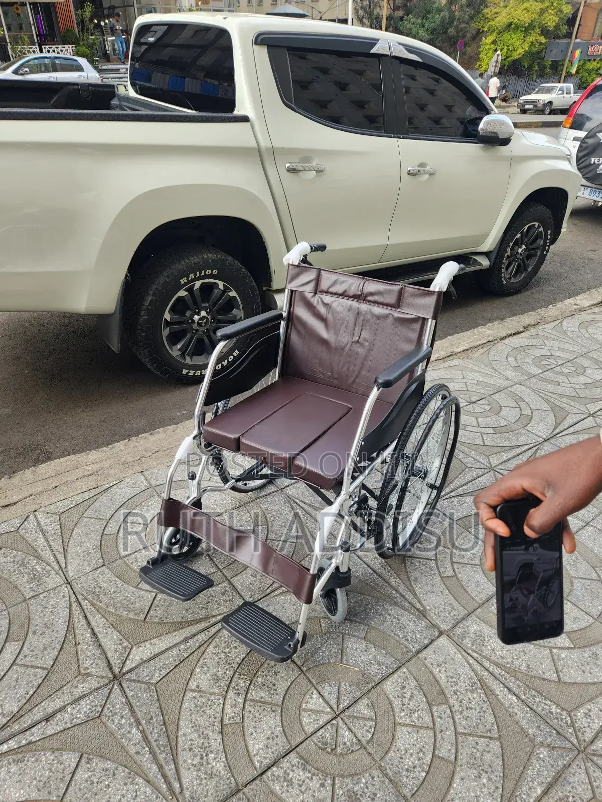 Commode Wheelchair癲馬wheelchair倚靠wheelchair者的wheelchair挑選wheelchair New