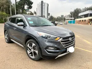 Hyundai Tucson Sport FWD 2017 Gray