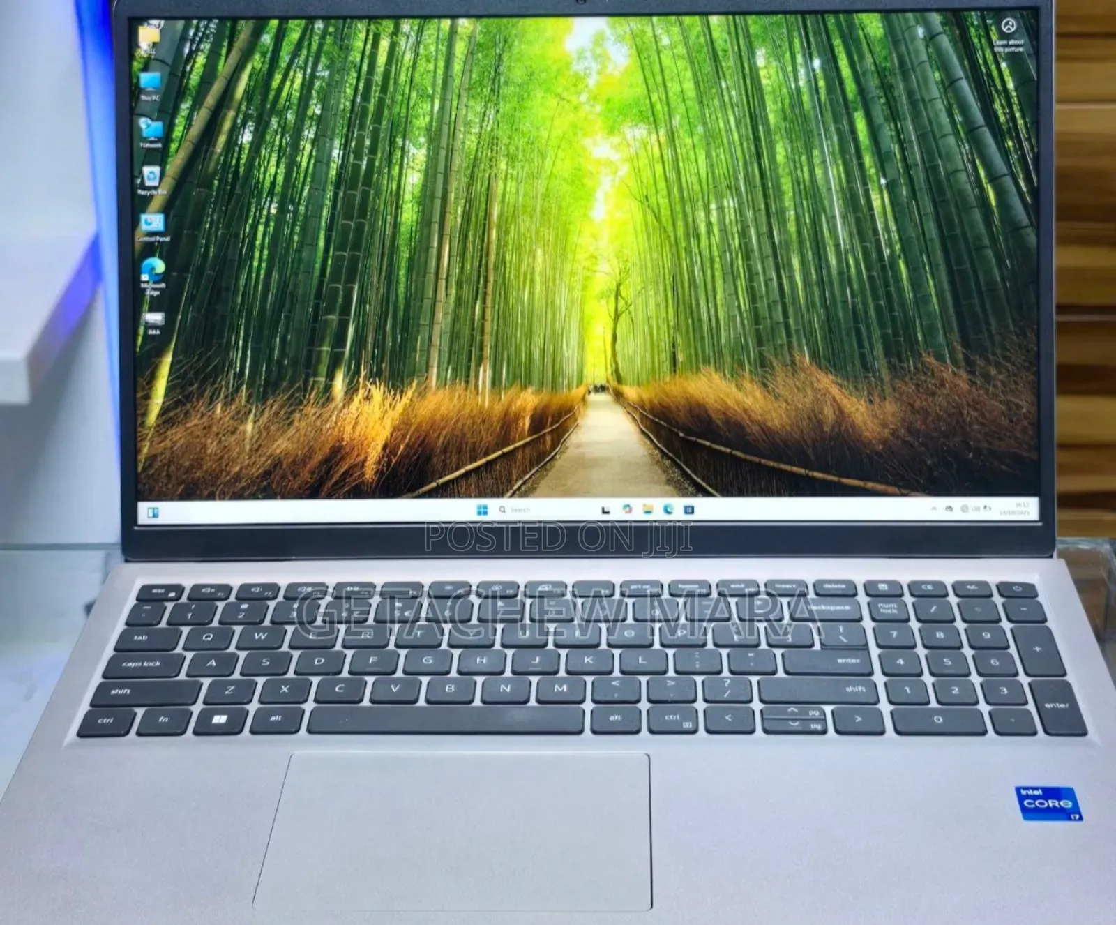 New Laptop Dell Inspiron 15 16GB Intel Core I7 SSD 1T