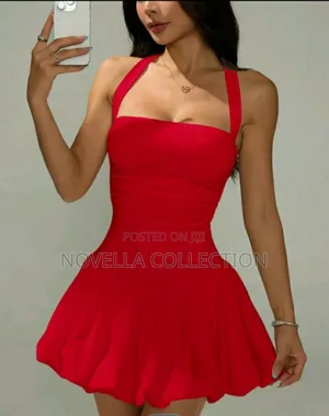 Photo - Women's Tie Neck Backless Solid Color Simple Casual Mini Bubble Dress